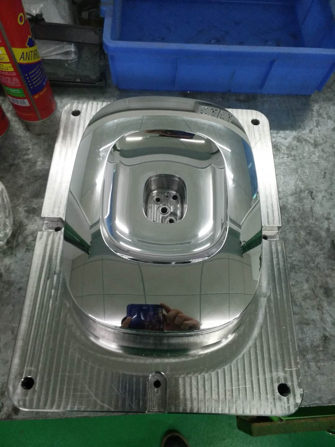 專業(yè)模具拋光廠家