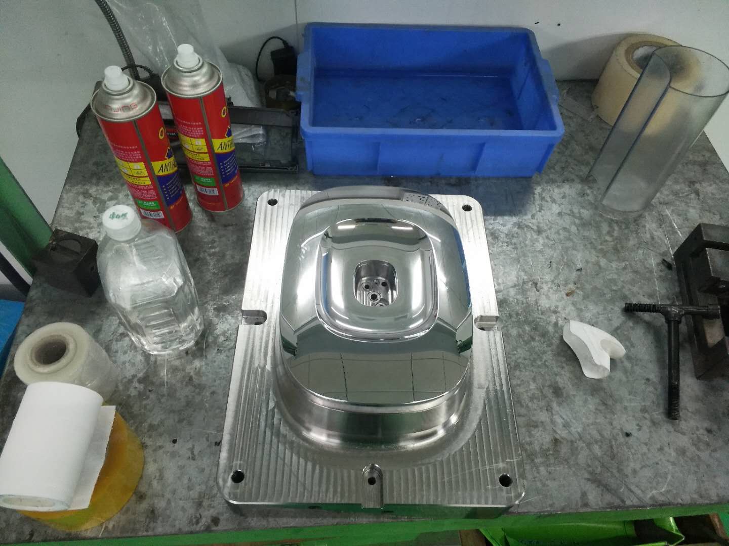 專業(yè)模具拋光廠家